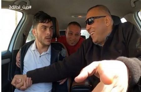 الفنان اسلام ايوب يزرع الفرح في قلوب الفلسطينيين